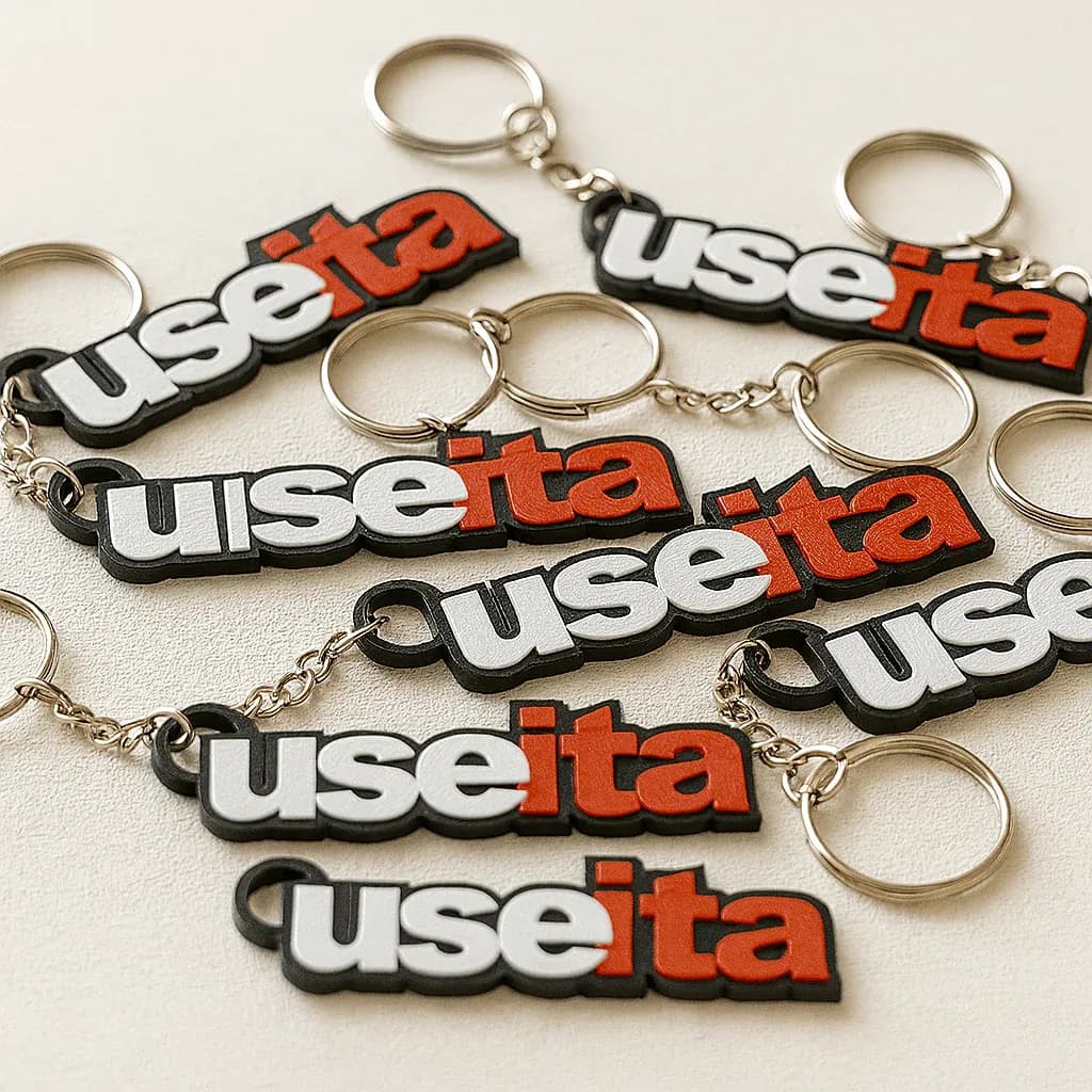 Llaveros personalizados — fabricación propia fantastic plastik., vista 4