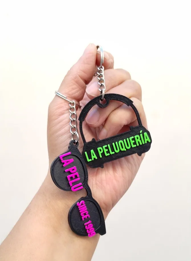 Llaveros personalizados — fabricación propia fantastic plastik., vista 2